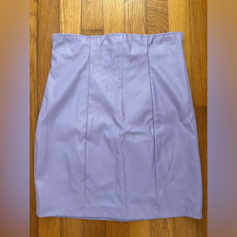 Boutique brand lilac pleather skirt